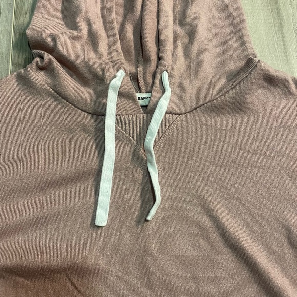 Garage Lounge Sweater - Picture 3 of 4